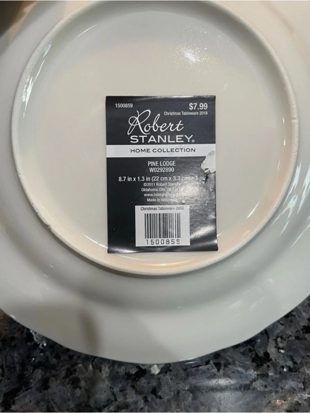 Robert Stanley Set of 4 Christmas Plates 8.5” Pine Lodge NWT